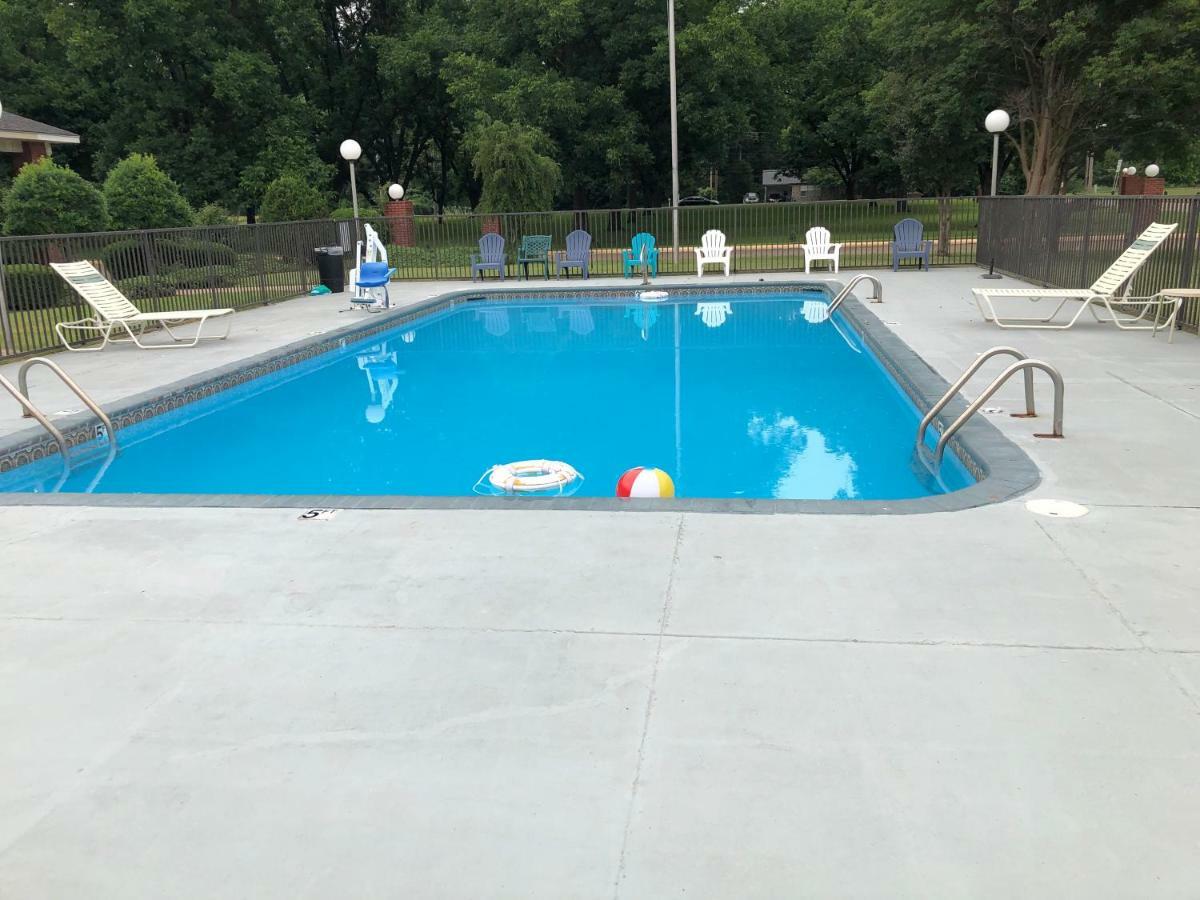 Delta Inn West Helena エクステリア 写真